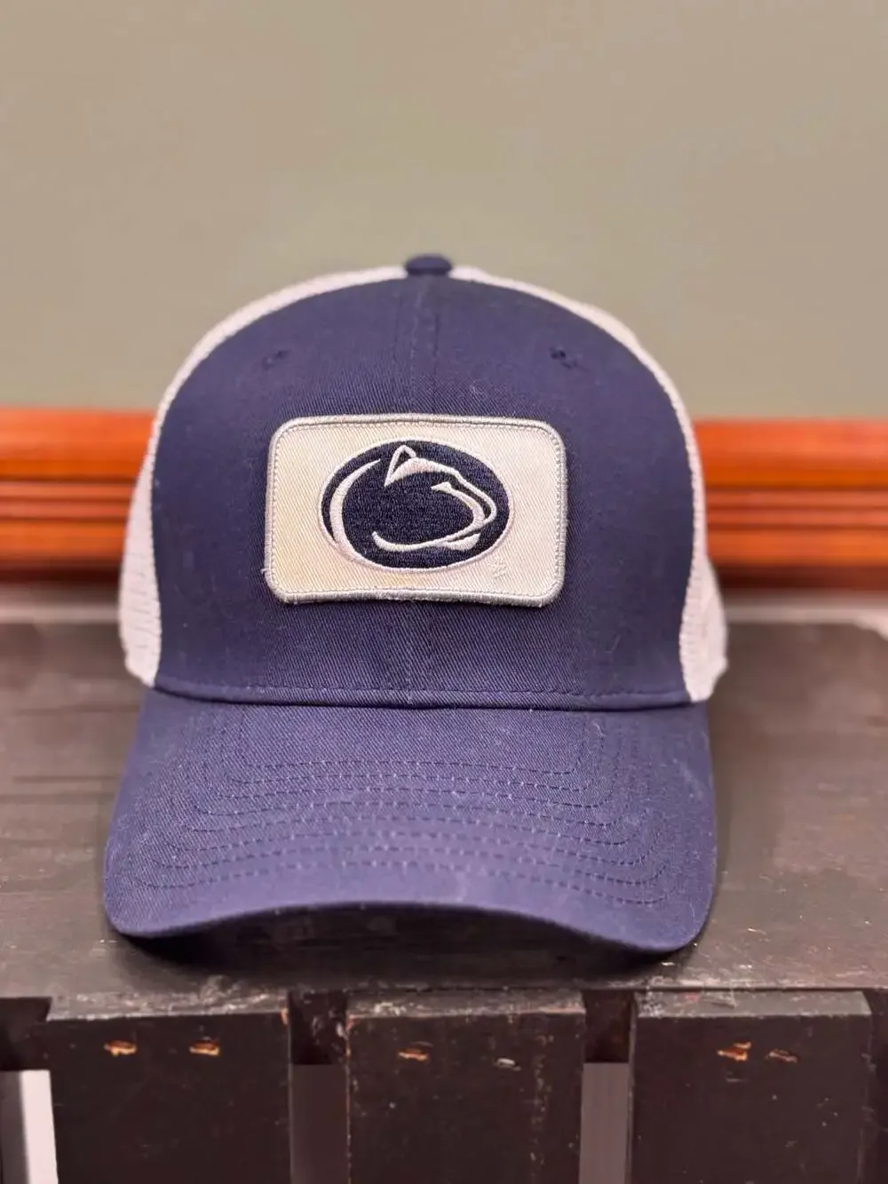 Rare Nike Penn State Nittany Lions Logo Patch Trucker Hat Snapback